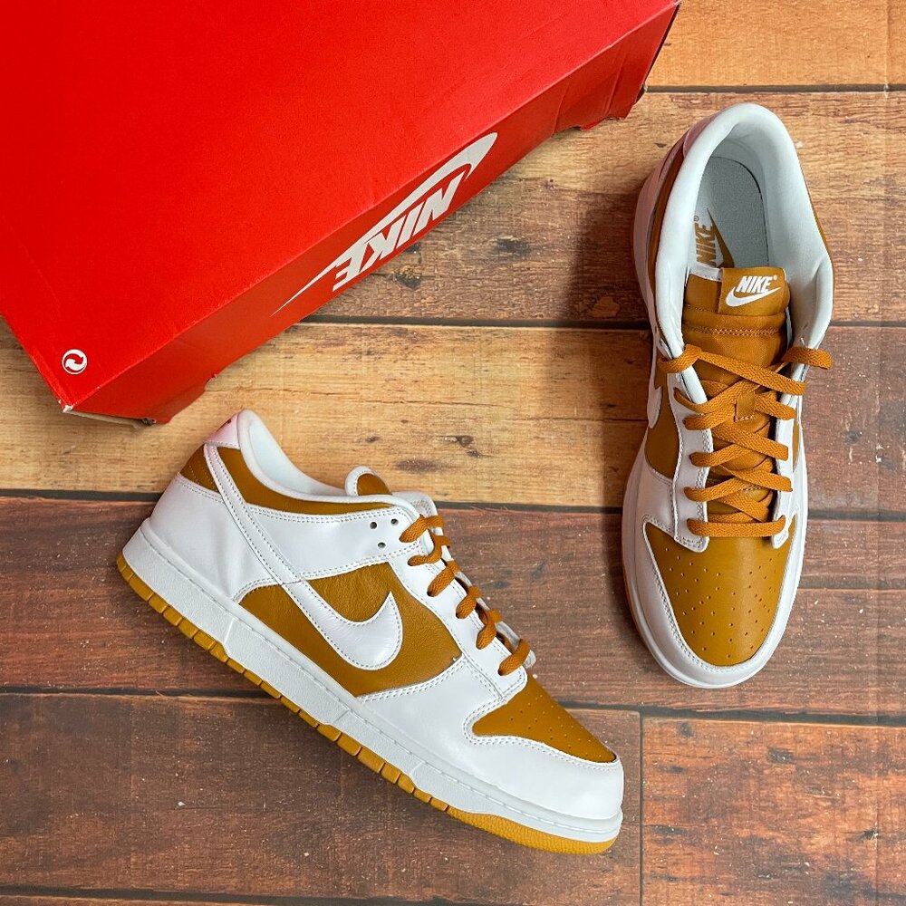 Nike Men's Dunk Low QS "Dark Curry" Basketball Shoes